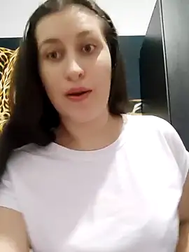 dulccemaria24 online show from January 28, 3:36 am