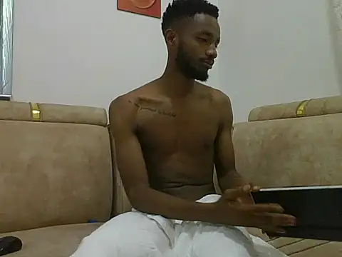 Snapshot of Dawi3 chatting on February 14, 7:16 am Dawi3 online show from February 14, 7:16 am