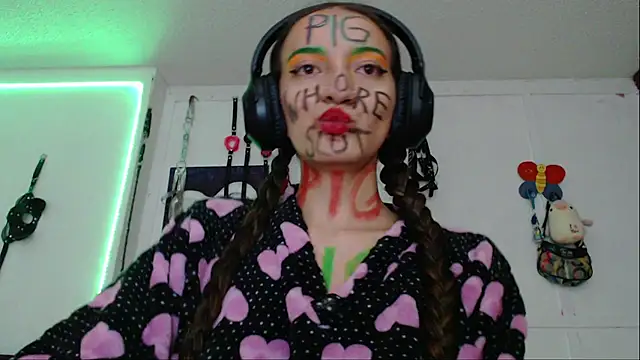 Eloise-brown online show from January 22, 4:23 am