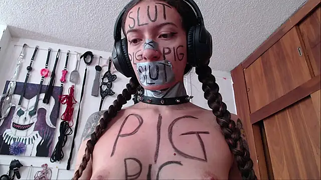 Eloise-brown online show from January 23, 9:39 pm