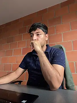 Snapshot of Pauldiazz chatting on March 11, 8:42 pm Pauldiazz online show from March 11, 8:42 pm
