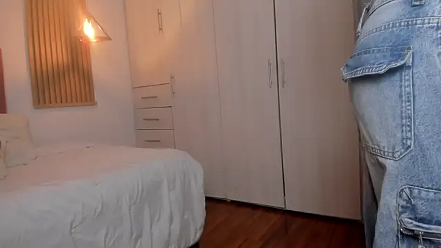 mia nevaeh online show from February 9, 10:00 pm