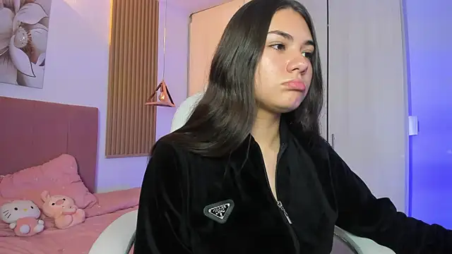 mia nevaeh online show from October 21, 8:42 pm