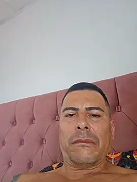 Vini 09 online show from February 16, 8:05 pm