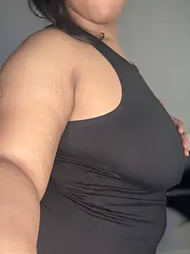 Snapshot of MissAriisback chatting on September 11, 8:20 pm MissAriisback online show from September 11, 8:20 pm