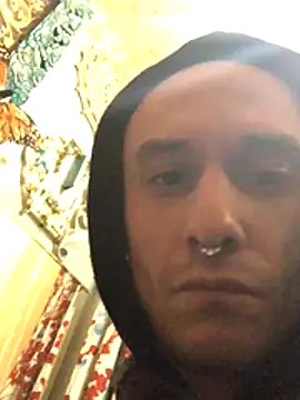 Snapshot of gabelove369 chatting on November 18, 12:20 pm gabelove369 online show from November 18, 12:20 pm