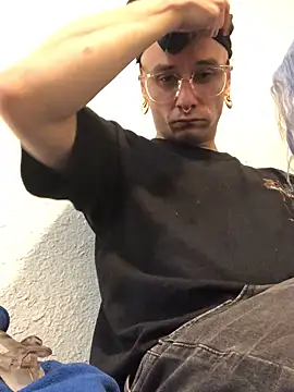 Snapshot of gabelove369 chatting on January 12, 2:28 am gabelove369 online show from January 12, 2:28 am