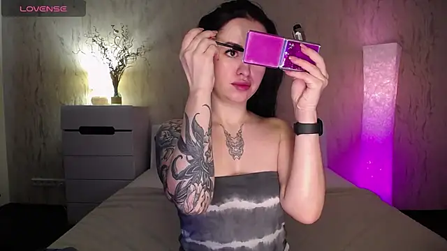 VioletCatt online show from March 12, 6:51 am