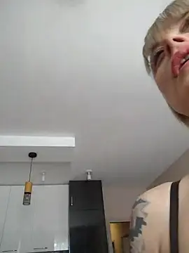 MySweetcum69 online show from April 5, 8:00 am