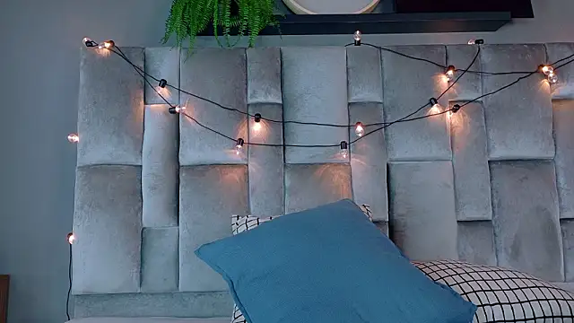 AmyPalmmer online show from February 2, 11:53 am