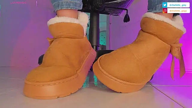 charlotte  grey online show from September 30, 8:14 pm