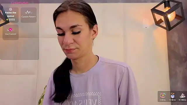 Mia thompson 19 online show from March 28, 1:11 pm