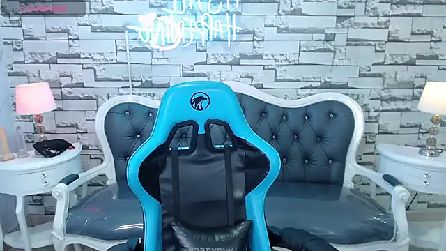 Snapshot of marilin_a chatting on January 25, 10:07 pm marilin a online show from January 25, 10:07 pm