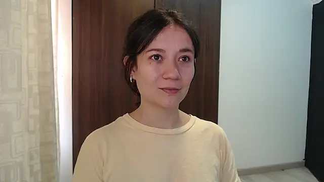 Snapshot of lanna_1878 chatting on December 13, 1:33 pm lanna 1878 online show from December 13, 1:33 pm