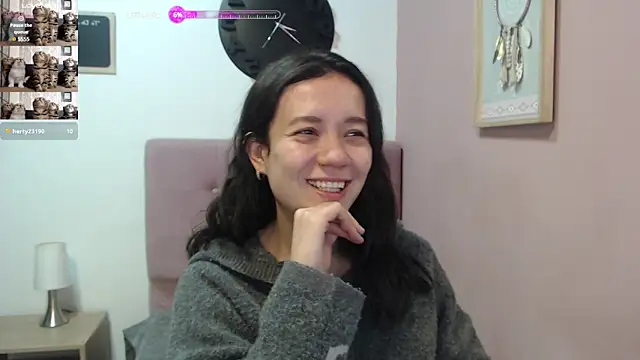 Snapshot of lanna_1878 chatting on January 16, 1:25 pm lanna 1878 online show from January 16, 1:25 pm
