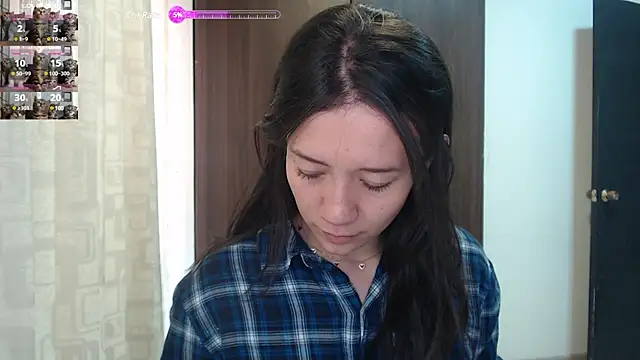 Snapshot of lanna_1878 chatting on January 21, 1:54 pm lanna 1878 online show from January 21, 1:54 pm