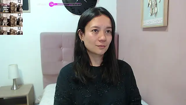 Snapshot of lanna_1878 chatting on January 24, 1:25 pm lanna 1878 online show from January 24, 1:25 pm