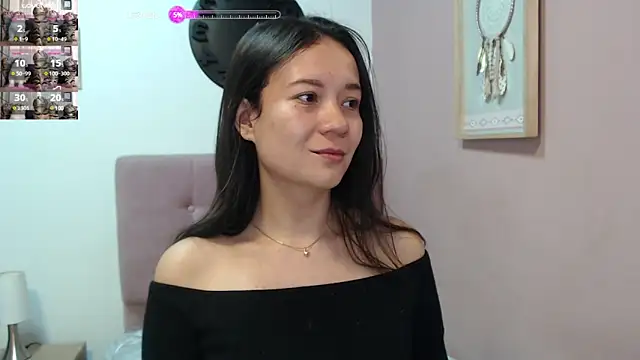 Snapshot of lanna_1878 chatting on February 6, 1:32 pm lanna 1878 online show from February 6, 1:32 pm