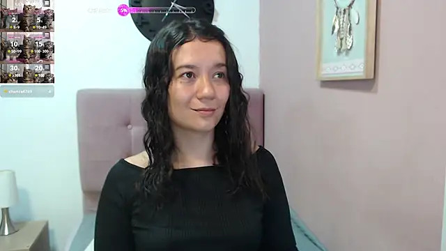 Snapshot of lanna_1878 chatting on February 12, 1:48 pm lanna 1878 online show from February 12, 1:48 pm