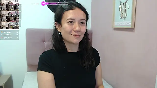 Snapshot of lanna_1878 chatting on February 21, 4:26 pm lanna 1878 online show from February 21, 4:26 pm