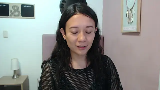 Snapshot of lanna_1878 chatting on March 5, 1:17 pm lanna 1878 online show from March 5, 1:17 pm
