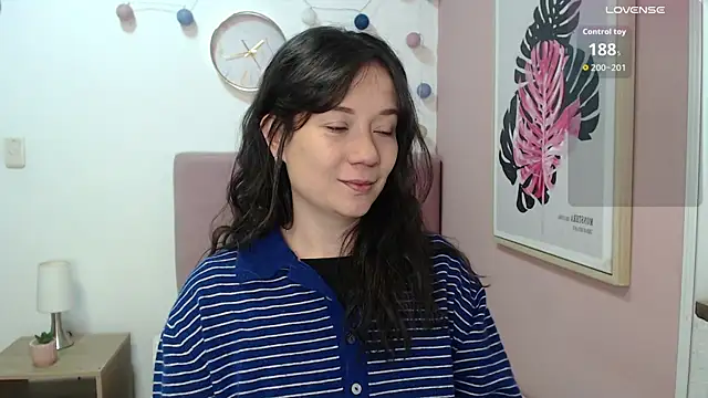 Snapshot of lanna_1878 chatting on October 6, 1:19 pm lanna 1878 online show from October 6, 1:19 pm