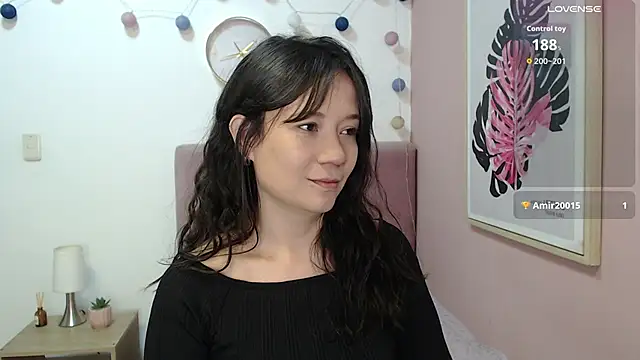 Snapshot of lanna_1878 chatting on October 21, 1:12 pm lanna 1878 online show from October 21, 1:12 pm