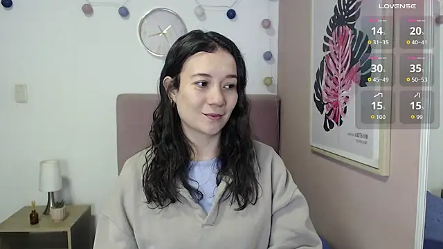 Snapshot of lanna_1878 chatting on October 27, 1:37 pm lanna 1878 online show from October 27, 1:37 pm