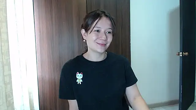 lanna 1878 online show from March 26, 1:17 pm