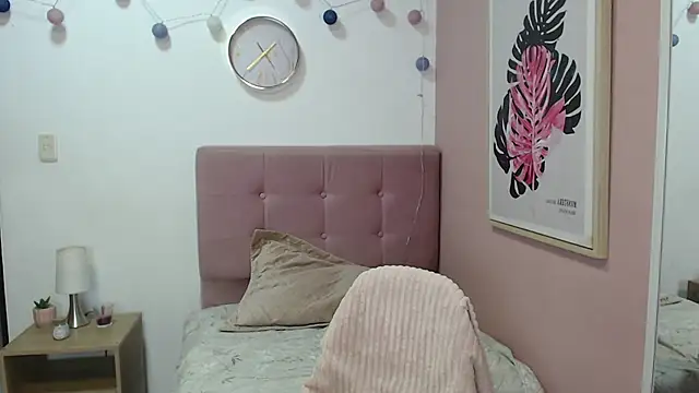 lanna 1878 online show from April 15, 1:51 pm