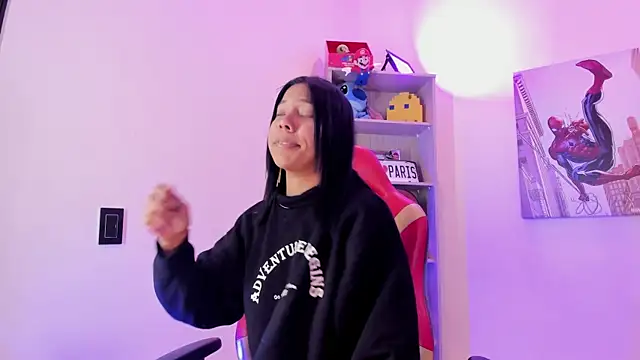 madelyn rose  online show from January 15, 2:17 am