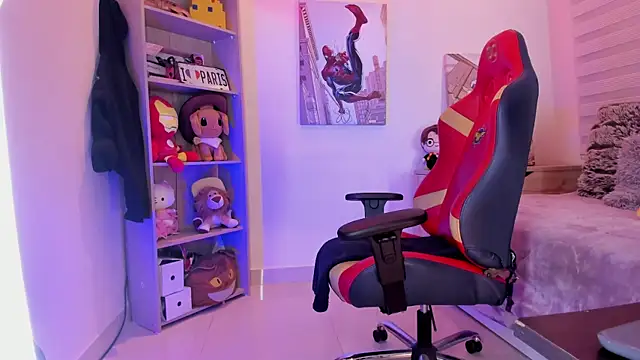 madelyn rose  online show from January 21, 2:00 am