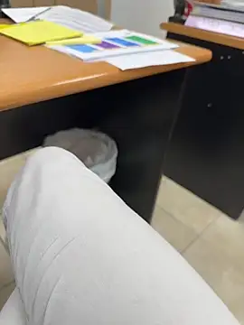 Snapshot of hotisraeli chatting on March 13, 10:26 am hotisraeli online show from March 13, 10:26 am