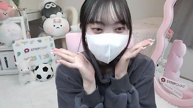 momo room online show from January 30, 10:40 am