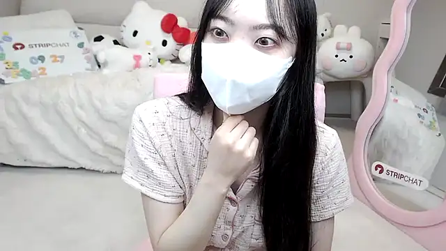 momo room online show from September 26, 11:53 pm