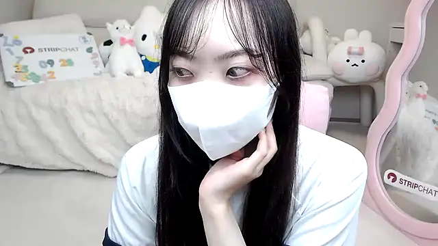 momo room online show from September 28, 6:41 am