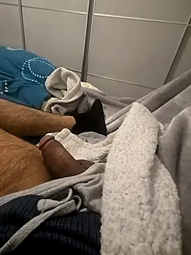 Snapshot of Hardmard chatting on February 28, 6:31 pm Hardmard online show from February 28, 6:31 pm