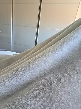 Snapshot of Hardmard chatting on April 6, 2:40 pm Hardmard online show from April 6, 2:40 pm