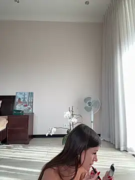 Hott Lolla online show from September 15, 6:46 am