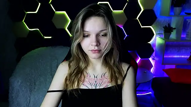 LitaBrom online show from February 2, 11:08 am