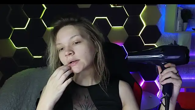 LitaBrom online show from February 3, 1:09 am