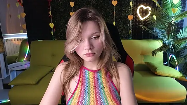 LitaBrom online show from February 20, 4:18 am