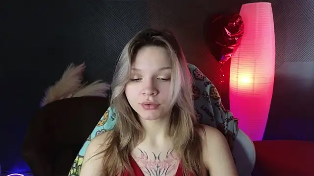 LitaBrom online show from March 6, 4:08 am