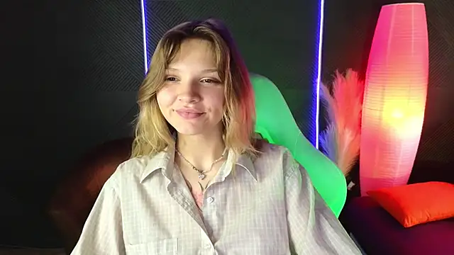 LitaBrom online show from September 21, 1:51 am