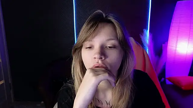 LitaBrom online show from October 5, 1:37 am