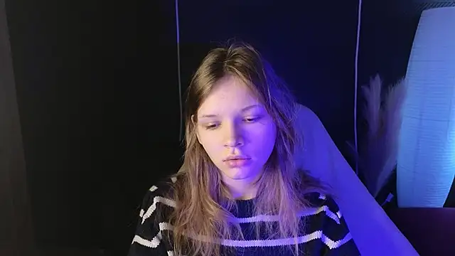 LitaBrom online show from October 15, 7:52 am