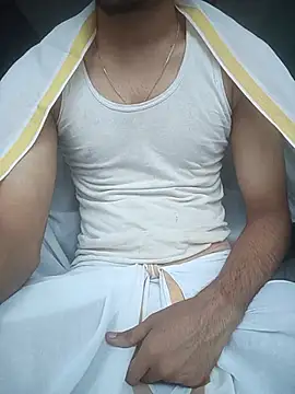 Snapshot of ansh777777777 chatting on July 3, 8:43 am ansh777777777 online show from July 3, 8:43 am