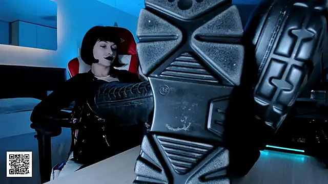  Goddess Misha  online show from November 22, 9:03 pm