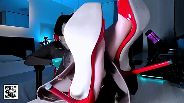  Goddess Misha  online show from November 30, 5:50 pm