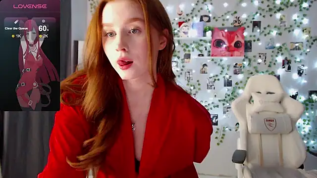 Snapshot of Meow_babe chatting on December 28, 10:47 am Meow babe online show from December 28, 10:47 am